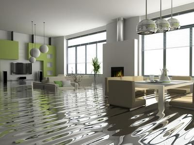 Sala de estar com o chão coberto de água